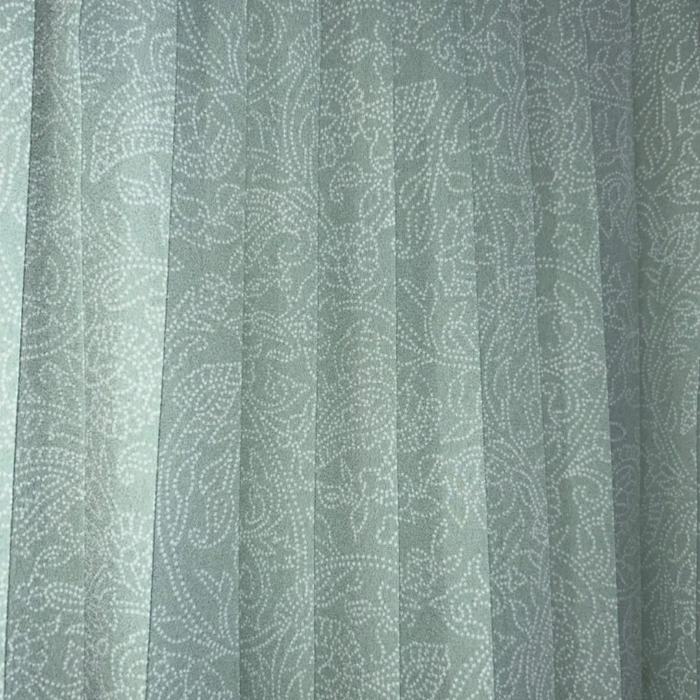 Talbot’s Pale Mint Green W/white Paisley Pattern Pleated MIDI Skirt Size 18 - Picture 2 of 10